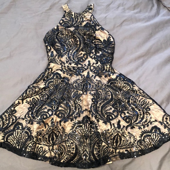 Windsor Dresses & Skirts - Windsor sequin party dress